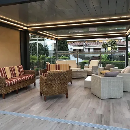Hotel Rosa 3*