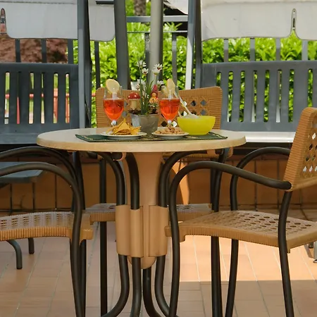Hotel Rosa 3*