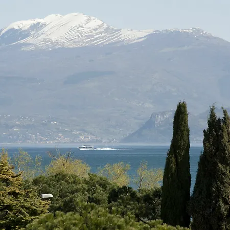 Rosa Hotel 3*