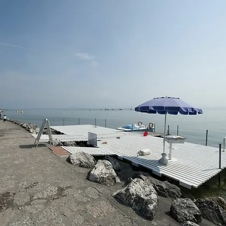 Rosa Hotel 3*